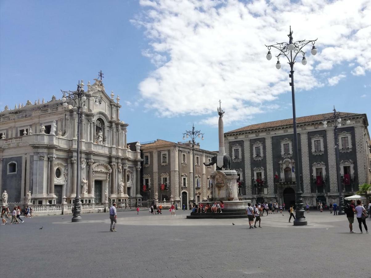 Dimora Vittorio Emanuele 392 Catânia Exterior foto